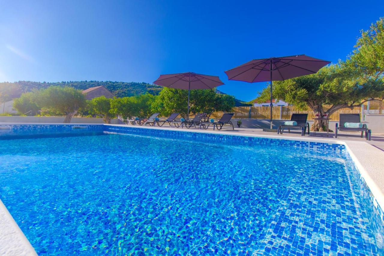 Villa Antonia With Heated Pool Dograde Ngoại thất bức ảnh