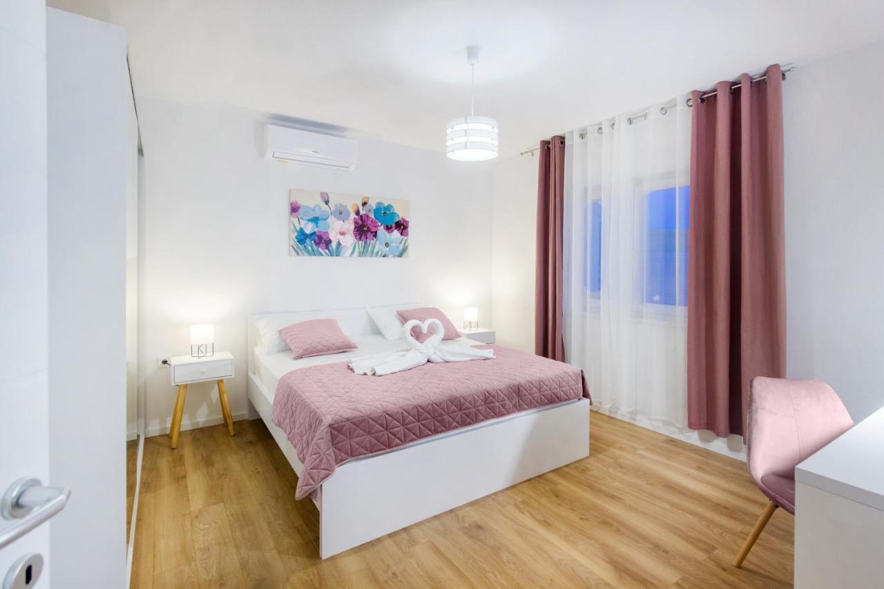 Villa Antonia With Heated Pool Dograde Ngoại thất bức ảnh